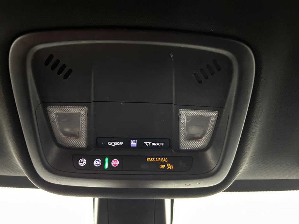 Used 2023 Green Chevrolet LT image 29