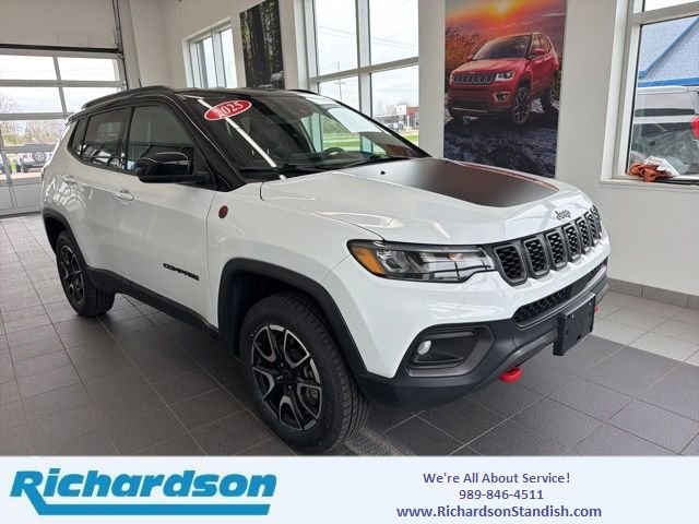 2025 Jeep Compass Trailhawk 4X4's photo