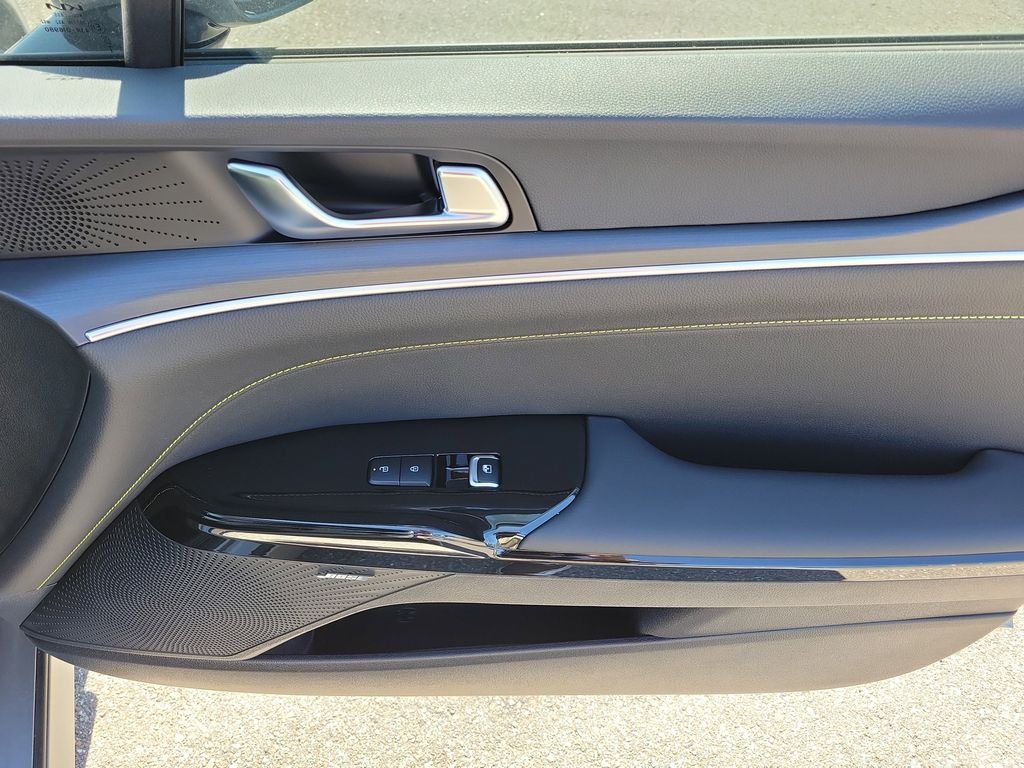 New 2026 Gray Kia GT image 10