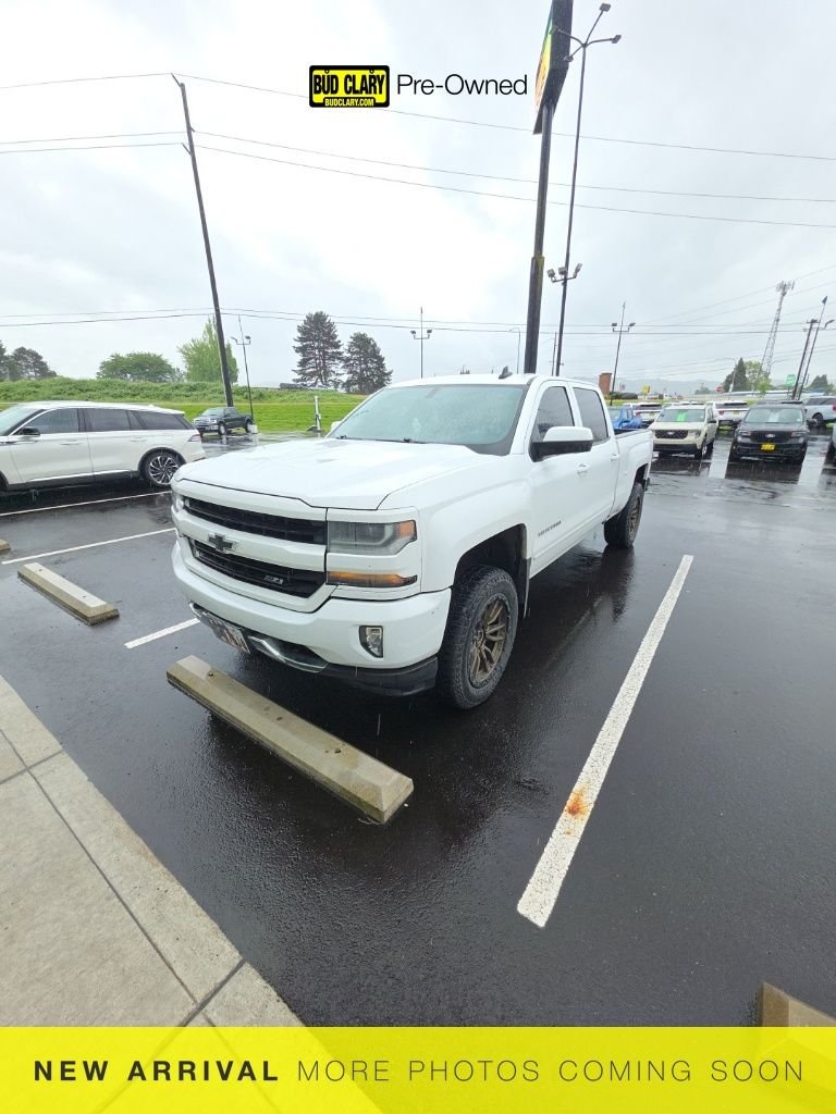 2018 Chevrolet Silverado 1500 LT 4X4 Crew Cab Short Box's photo