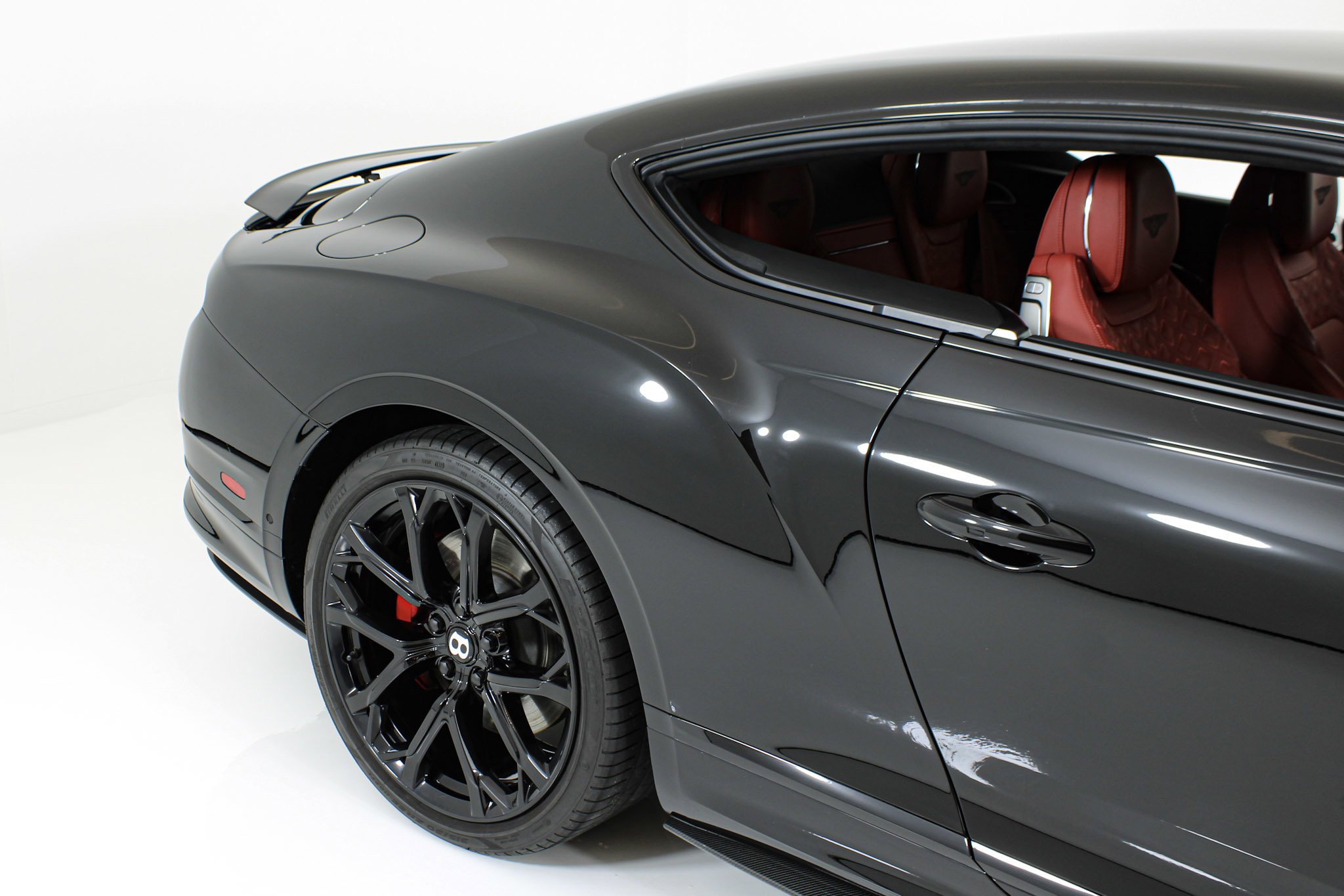 Used 2024 Black Bentley  image 9