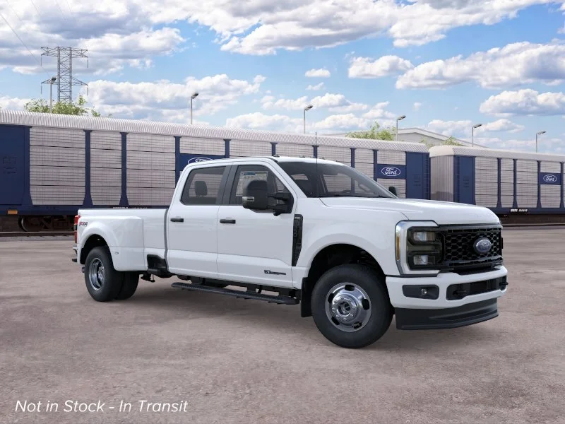 New 2026 Oxford White Ford F-350® XL image 40