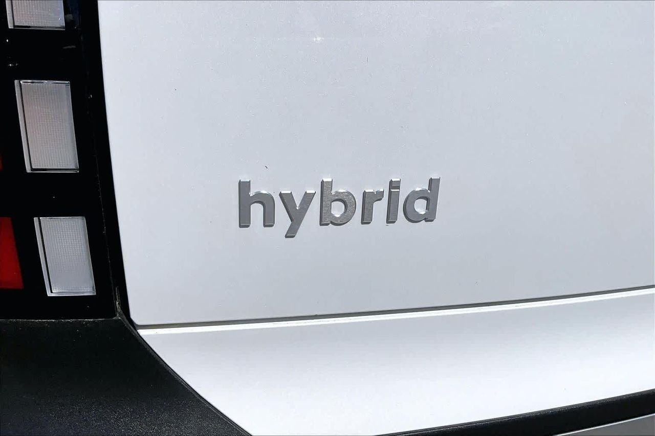 New 2026 Creamy White Pearl Hyundai SEL Premium 7P image 15