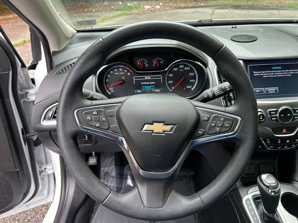 Used 2017 White Chevrolet LT image 22
