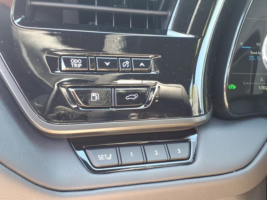 Used 2024 Beige Lexus 500h F SPORT Premium image 19