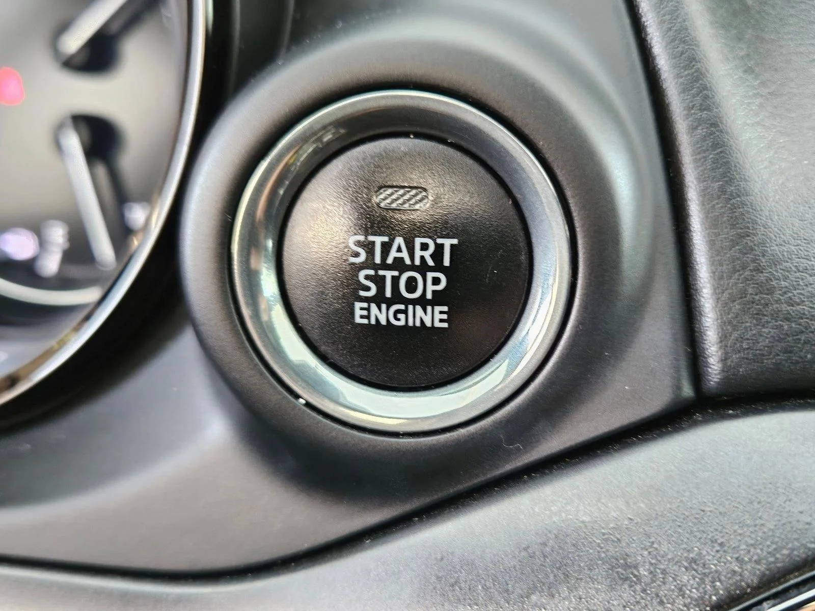 Used 2021 Polymetal Gray Mazda Carbon Edition image 14