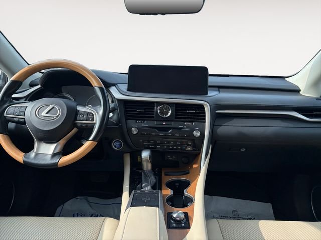 Used 2022 White Lexus 450h image 15