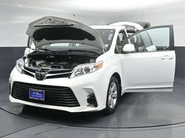 Certified Used 2018 Super White Toyota LE image 52