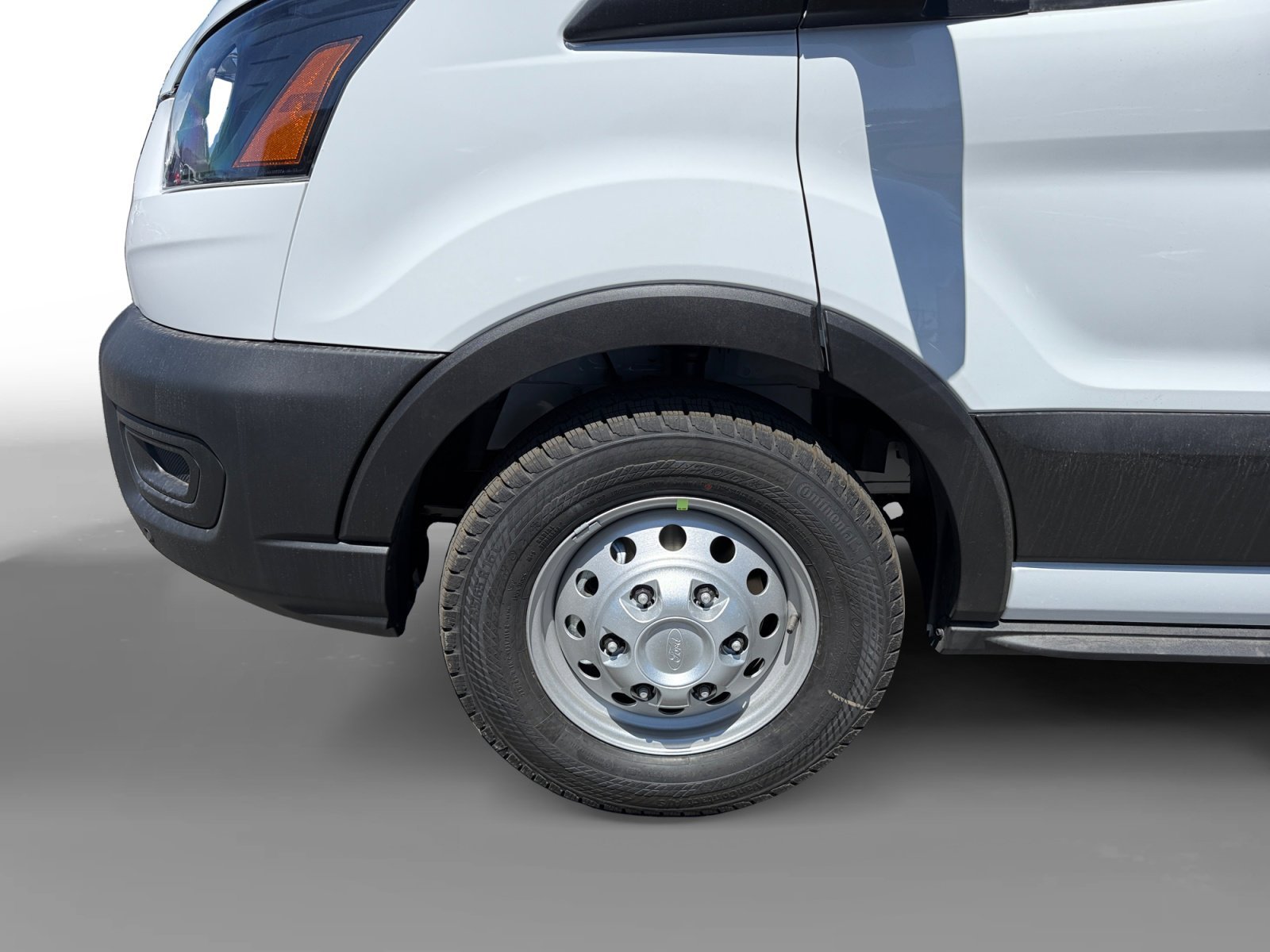 New 2026 Oxford White Ford  image 9