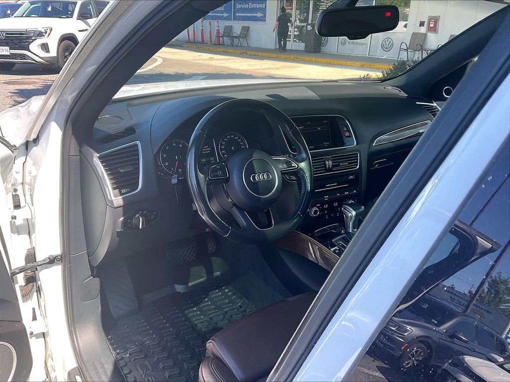 Used 2017 White Audi 3.0T Premium Plus image 8