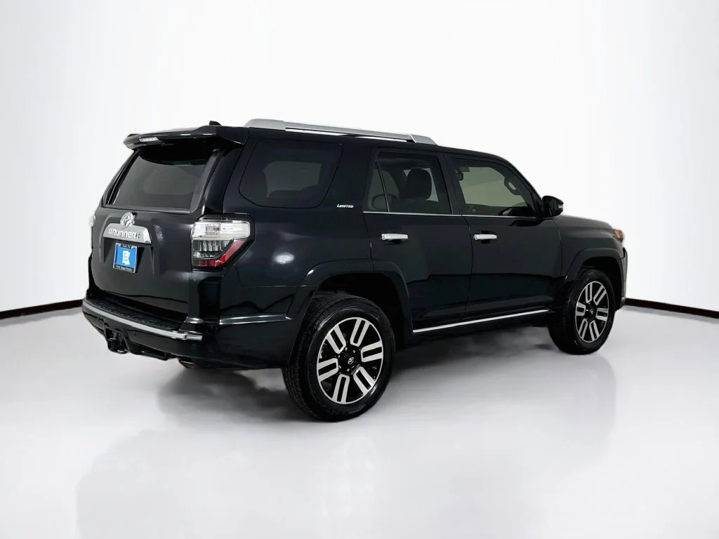 Used 2018 Midnight Black Metallic Toyota Limited image 7