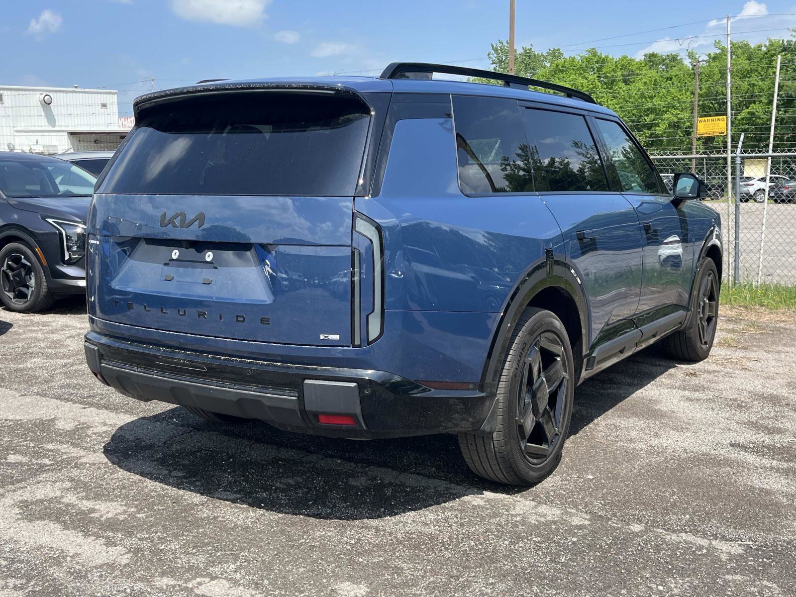 New 2027 Midnight Lake Blue Kia X-Line EX image 7