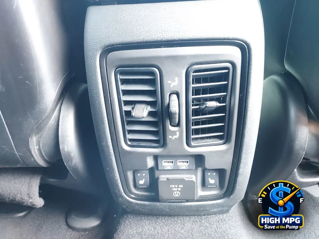 Used 2025 White/off-white Dodge R/T Plus image 25