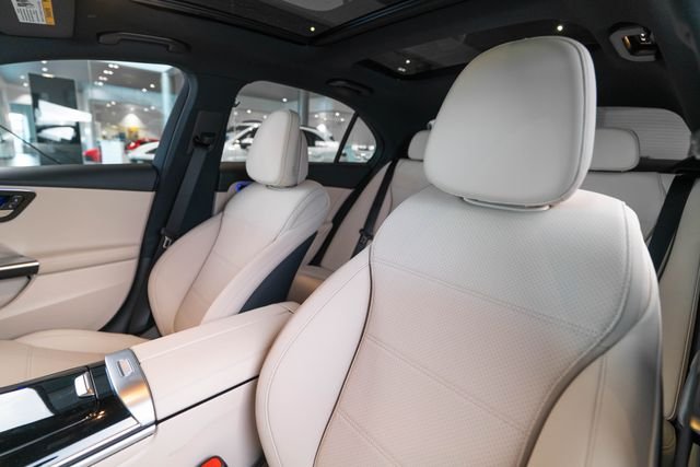 New 2026 Polar White Mercedes-Benz C 300 image 5