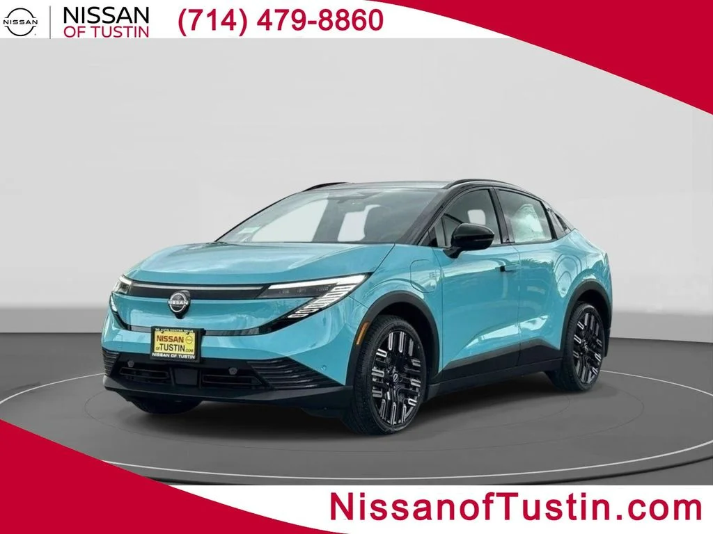 2026 Nissan Leaf Platinum+'s photo