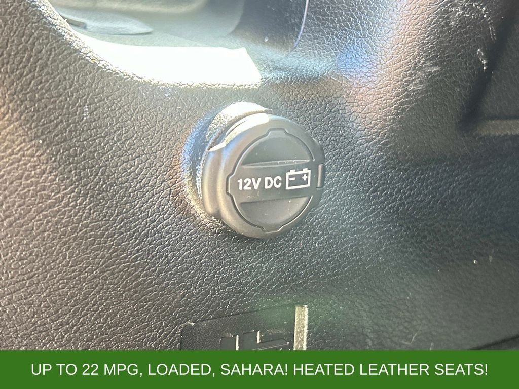 Used 2021 White Jeep Unlimited Sahara image 13