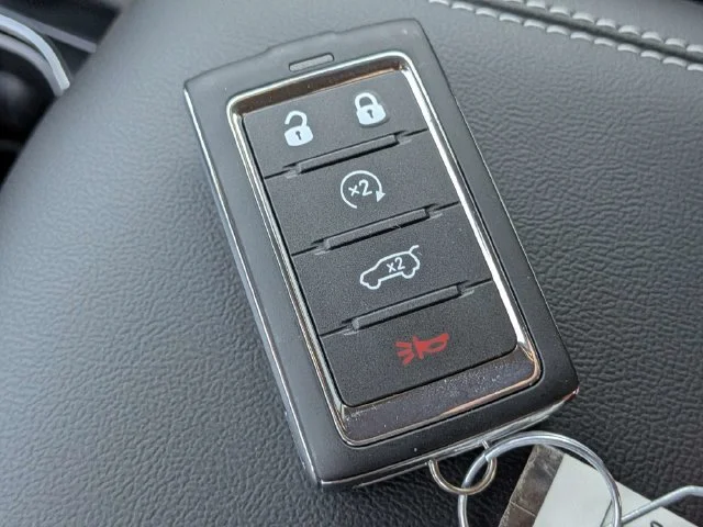 New 2027 White Jeep Limited image 25