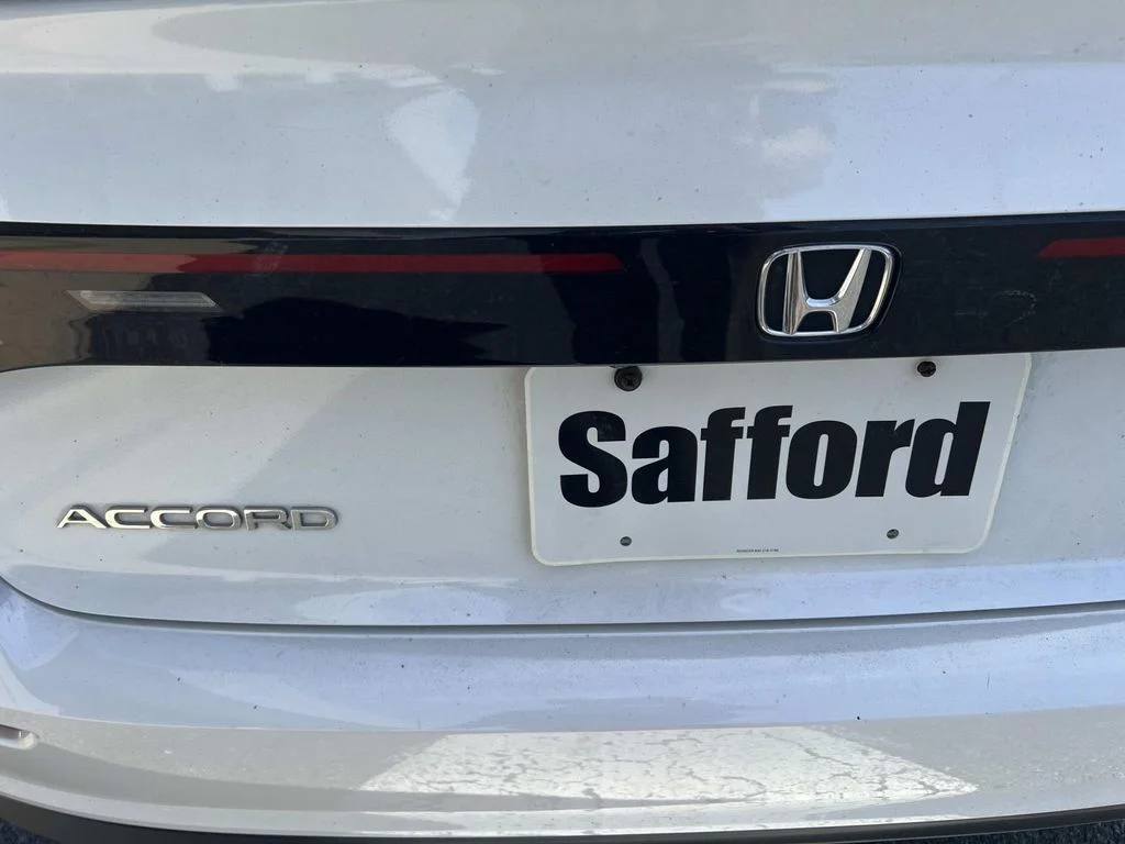 Used 2023  Honda Sport image 16