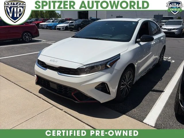 2024 Kia Forte GT-Line AT's photo