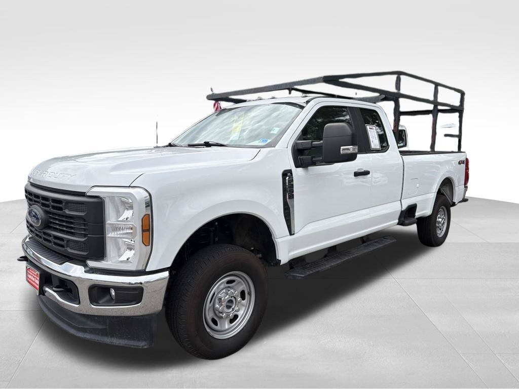 Used 2024 White Ford XL image 3