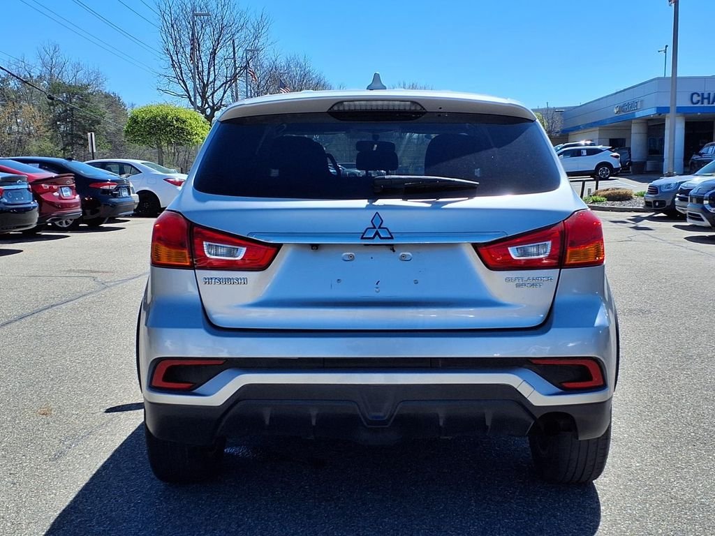 Used 2018 Silver Mitsubishi 2.0 ES image 5