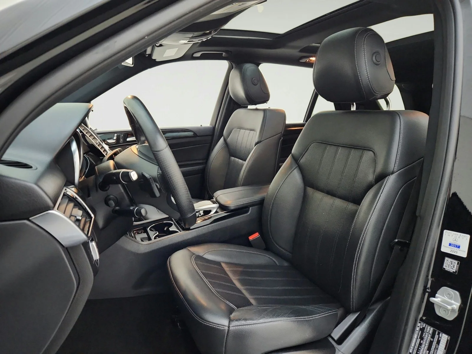 Used 2017 Black Mercedes-Benz GLE 350 image 17