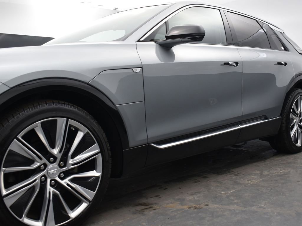 2024 CADILLAC LYRIQ - Image 35