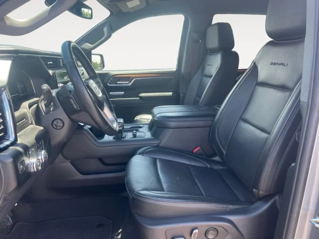 Used 2023 Sterling Metallic GMC Denali image 9