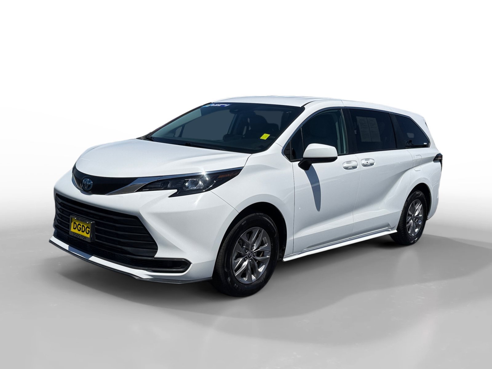 Used 2024 Ice Toyota LE image 1