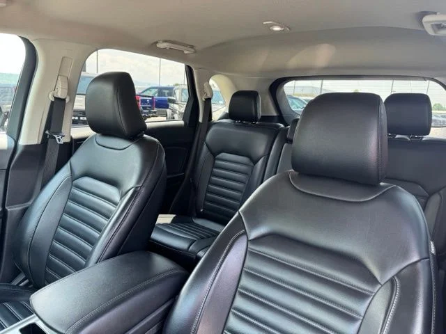 Used 2024 Gray Ford SEL image 23