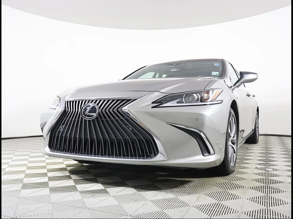 Used 2021 Atomic Silver Lexus Base image 2