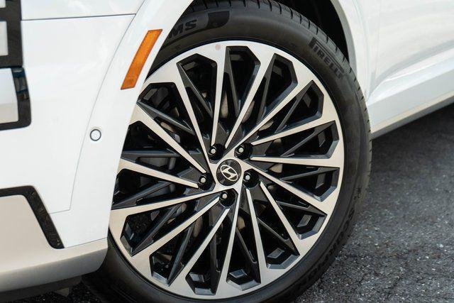 New 2026 White Hyundai Calligraphy FWD image 2