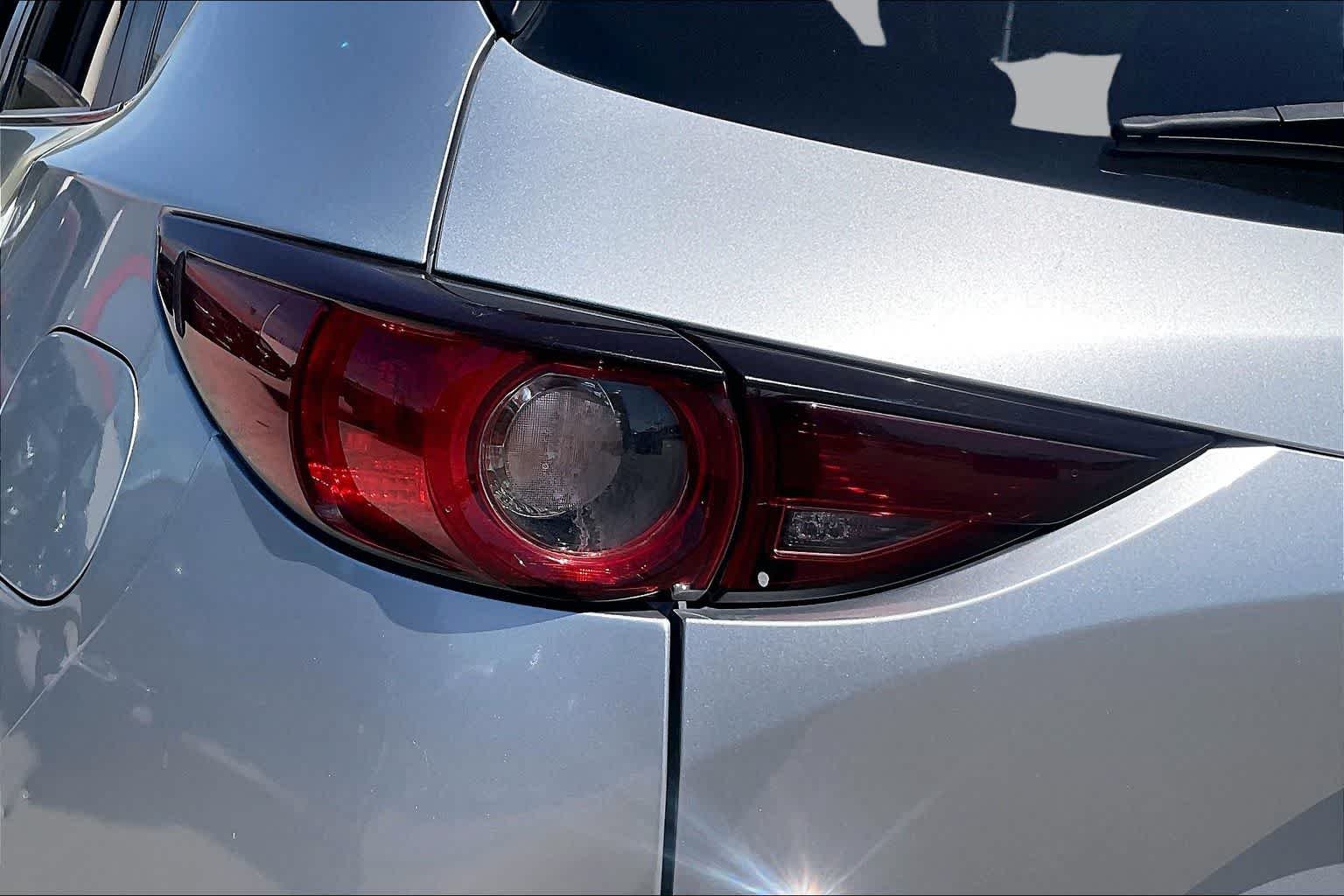 Used 2017 Sonic Silver Metallic Mazda Touring image 28