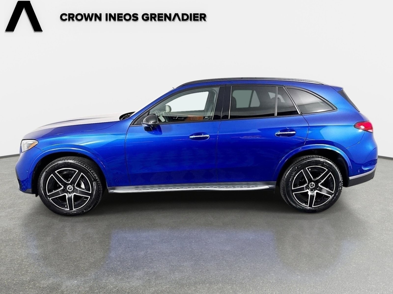 Used 2023 Starling Blue Metallic Mercedes-Benz GLC 300 image 8
