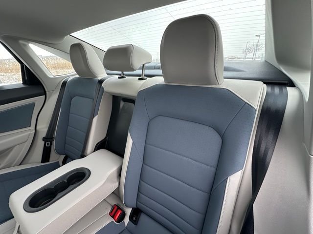 2025 Volkswagen Jetta SE - Photo 28