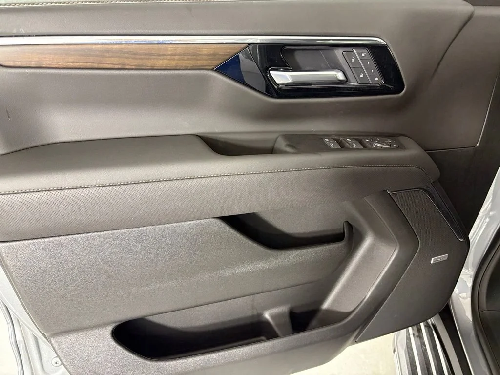 2026 Chevrolet Tahoe High Country - Photo 17