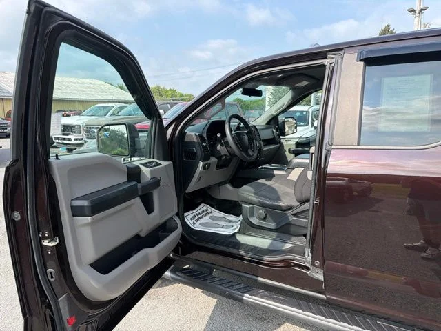 Used 2018 Red Ford XL image 14