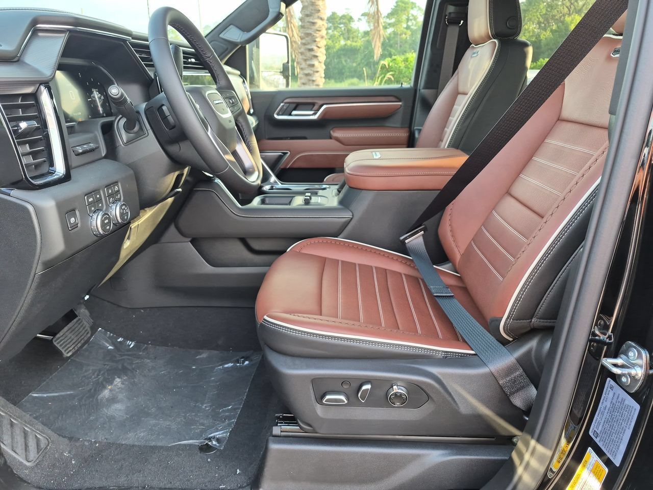 2026 GMC Sierra 2500HD Denali Ultimate - Photo 18