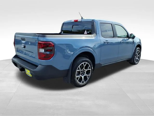 Used 2025 Gray Ford Lariat image 7