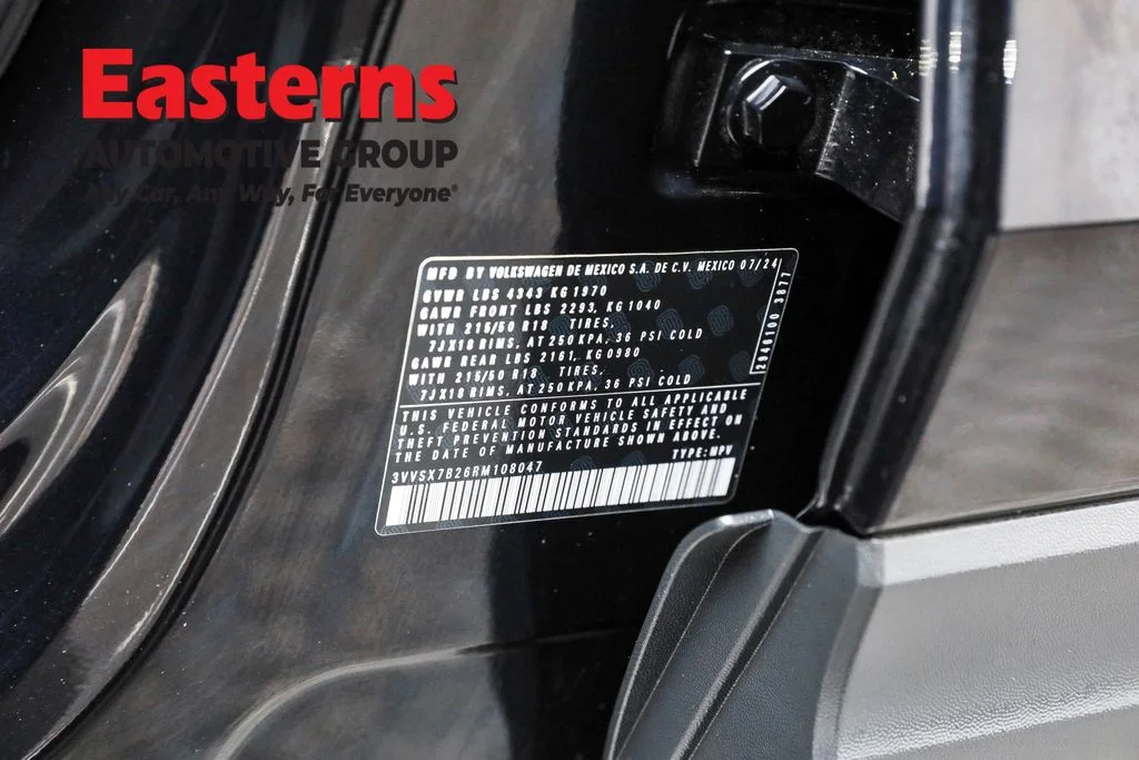 Used 2024 Black Volkswagen 1.5T SE image 34