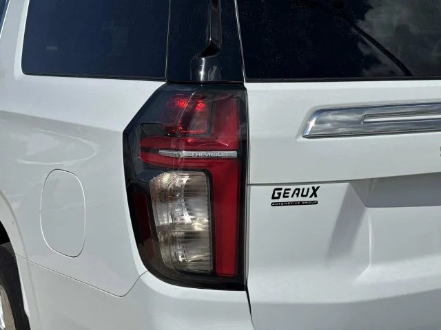 Used 2022 White Chevrolet Premier image 10