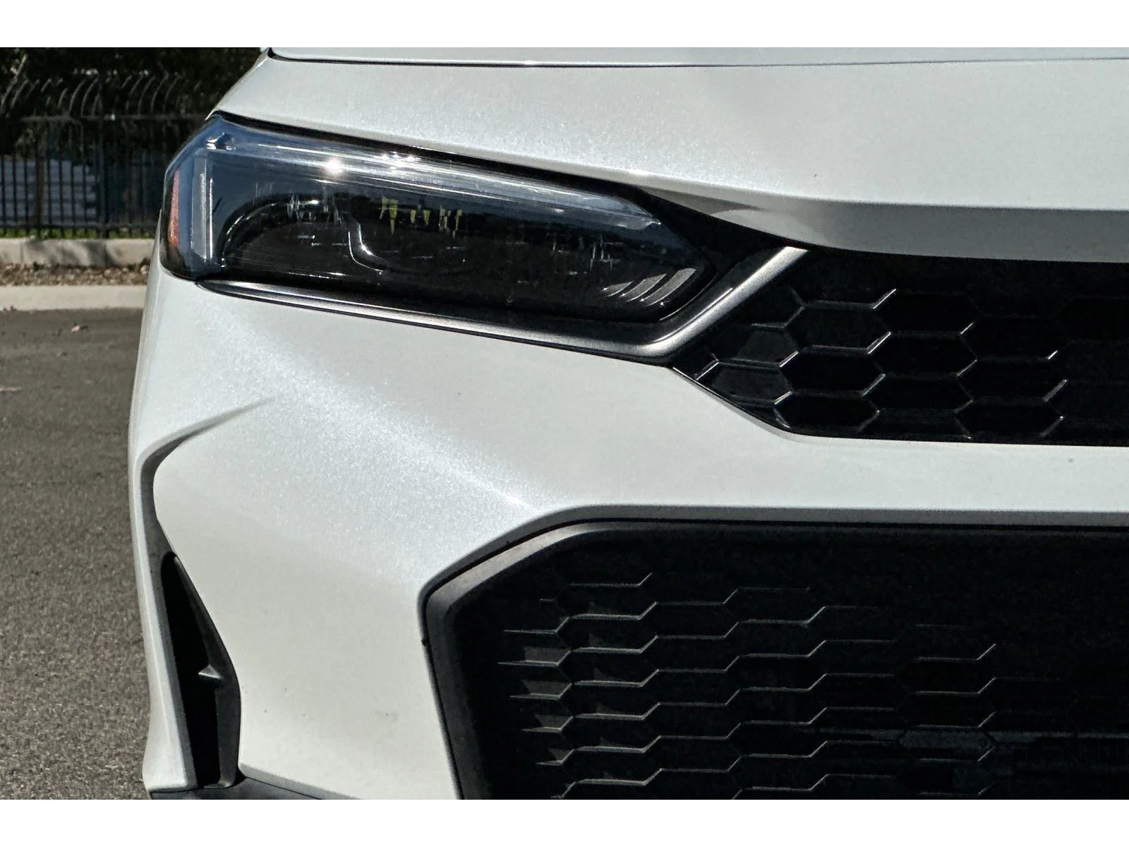 Used 2025 Platinum White Pearl Honda Sport image 43
