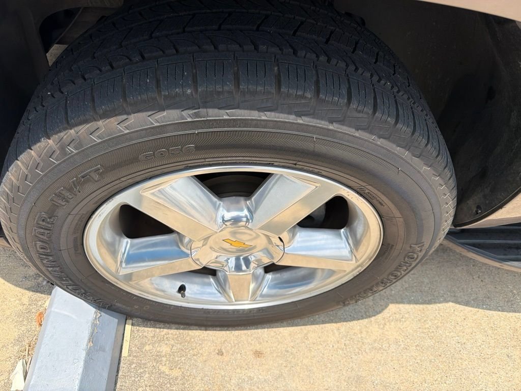 Used 2013 Gray Chevrolet LS image 5