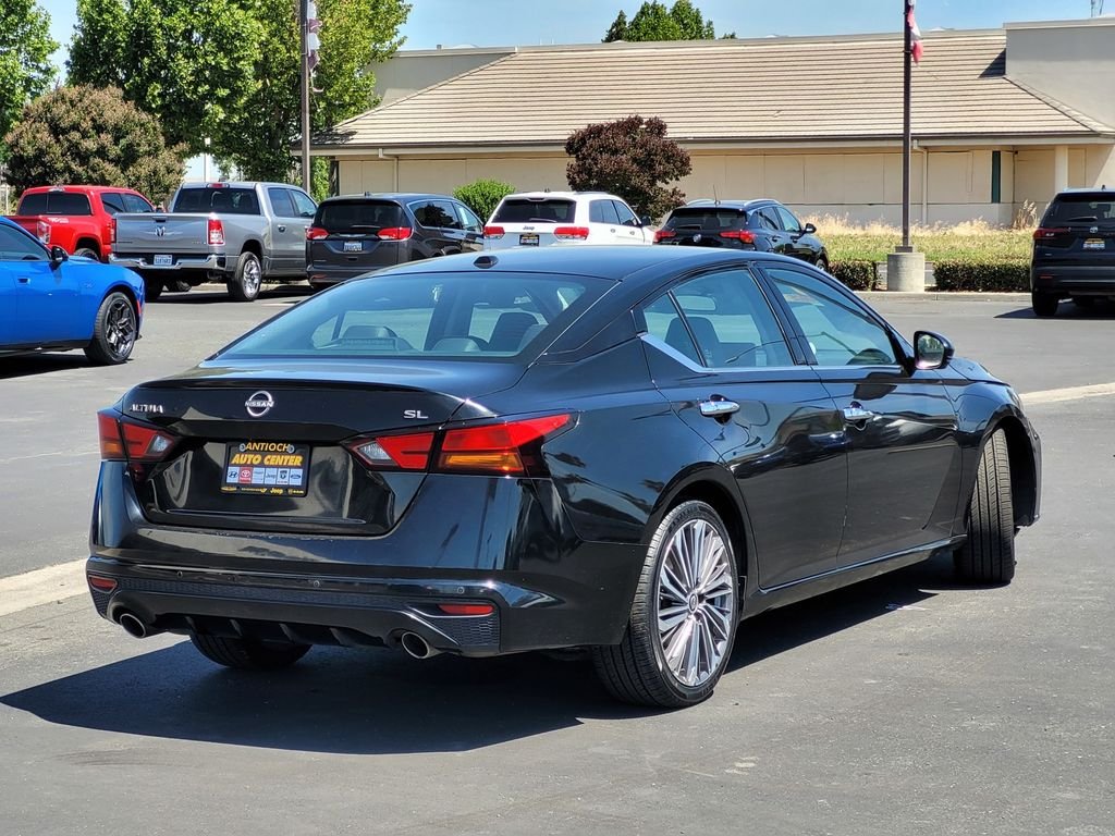 Used 2023 Black Nissan 2.5 SL image 4