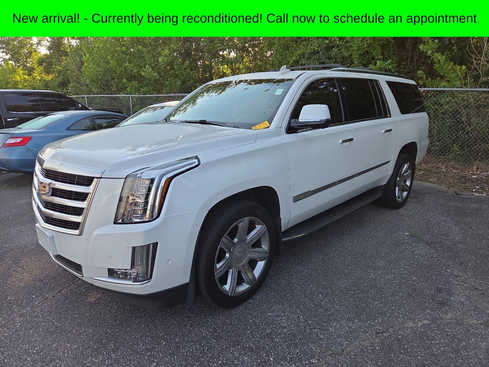 Used 2019 Crystal White Cadillac Luxury image 3