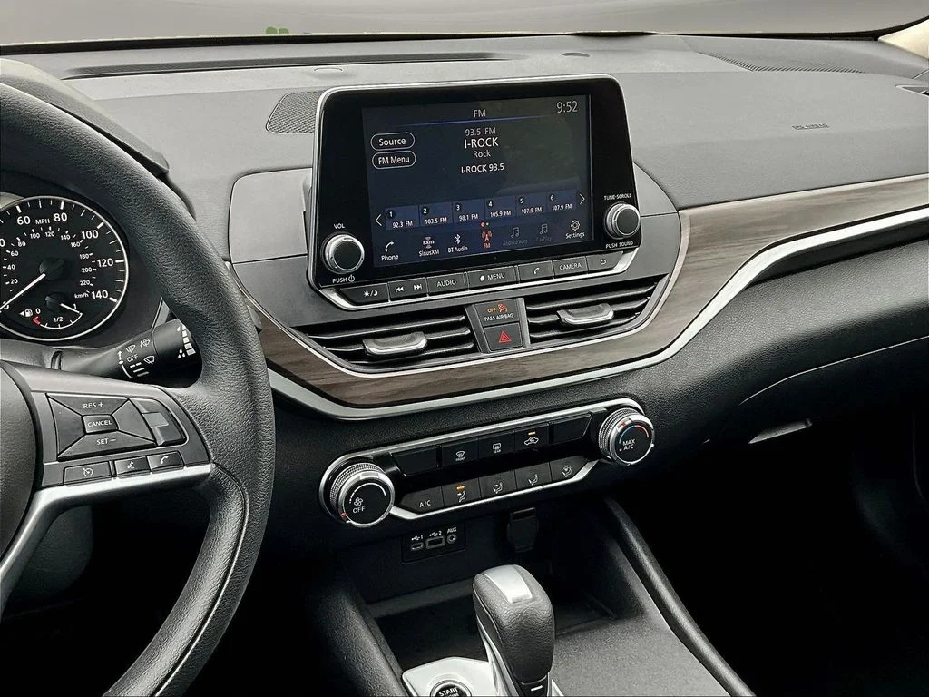 Used 2025 Gray Nissan 2.5 SV image 12