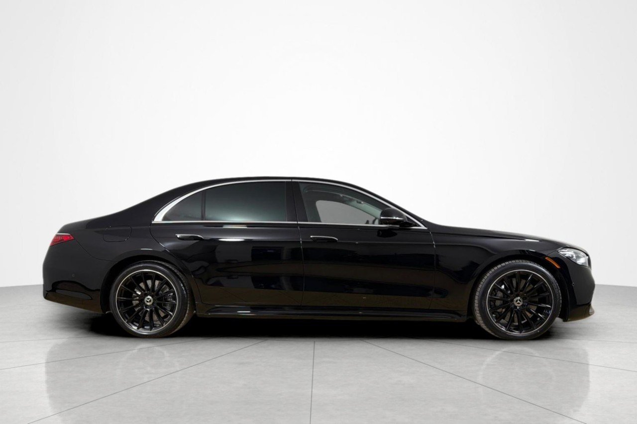 Certified Used 2022 Black Mercedes-Benz S 580 image 6