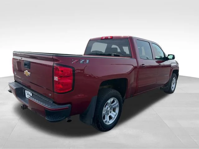 Used 2018 CAJUN RED TINTCOAT Chevrolet LT image 6