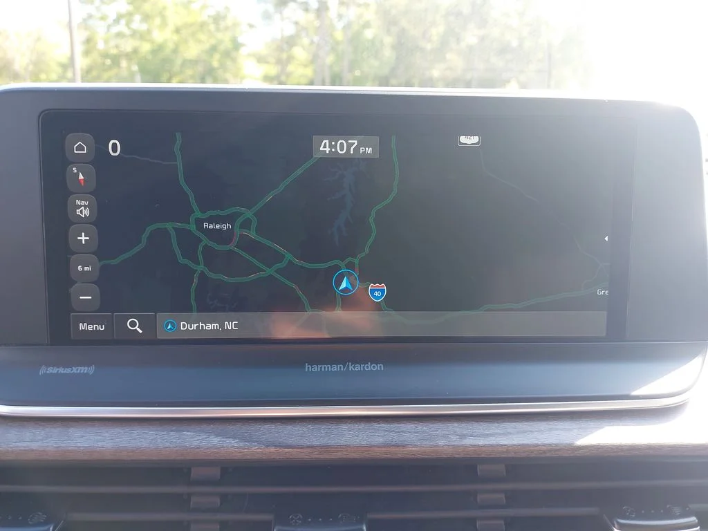 Used 2022 Black Kia SX image 22