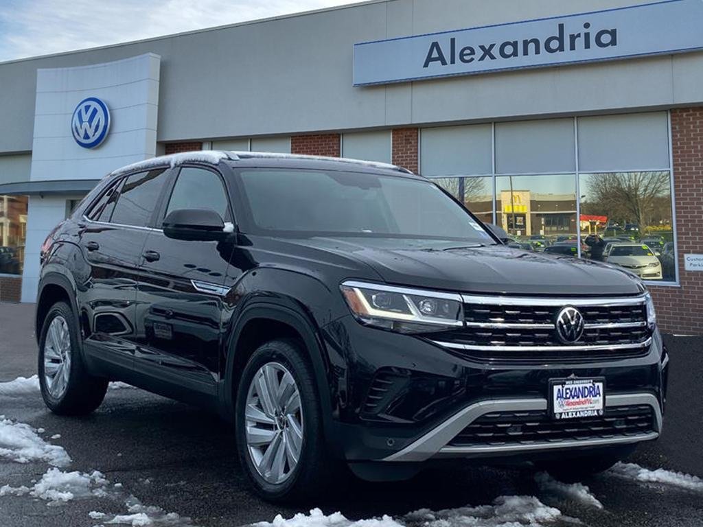 2022 Volkswagen Atlas Cross Sport SE w/Tech